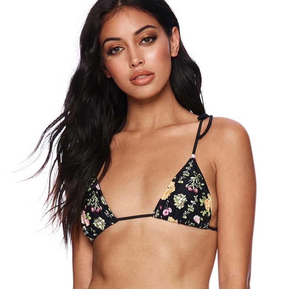 Beach bunny bikini top